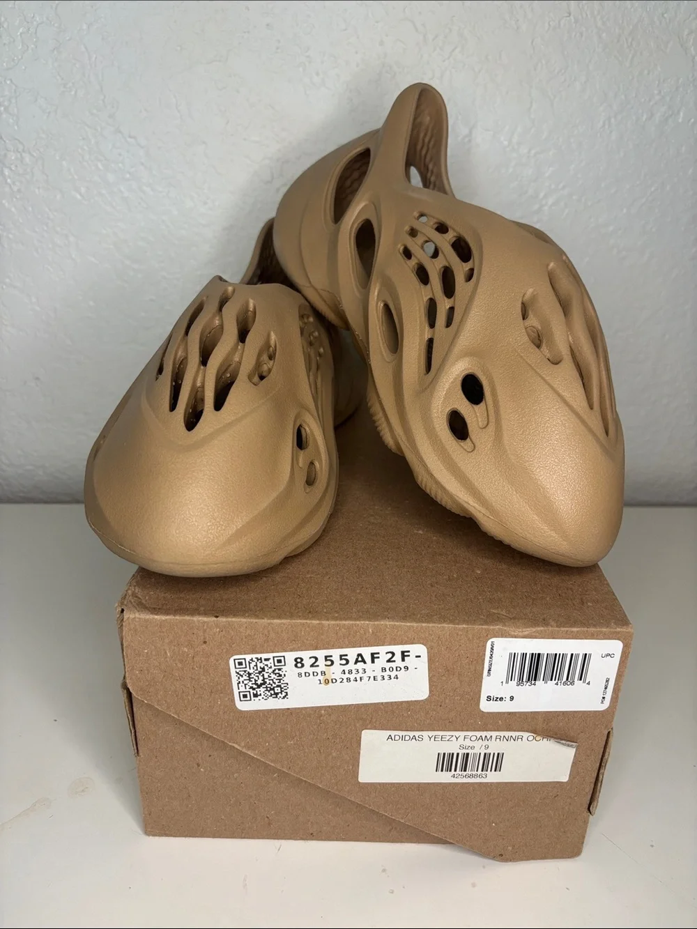 Yeezy Foam Rnnr - Ochre